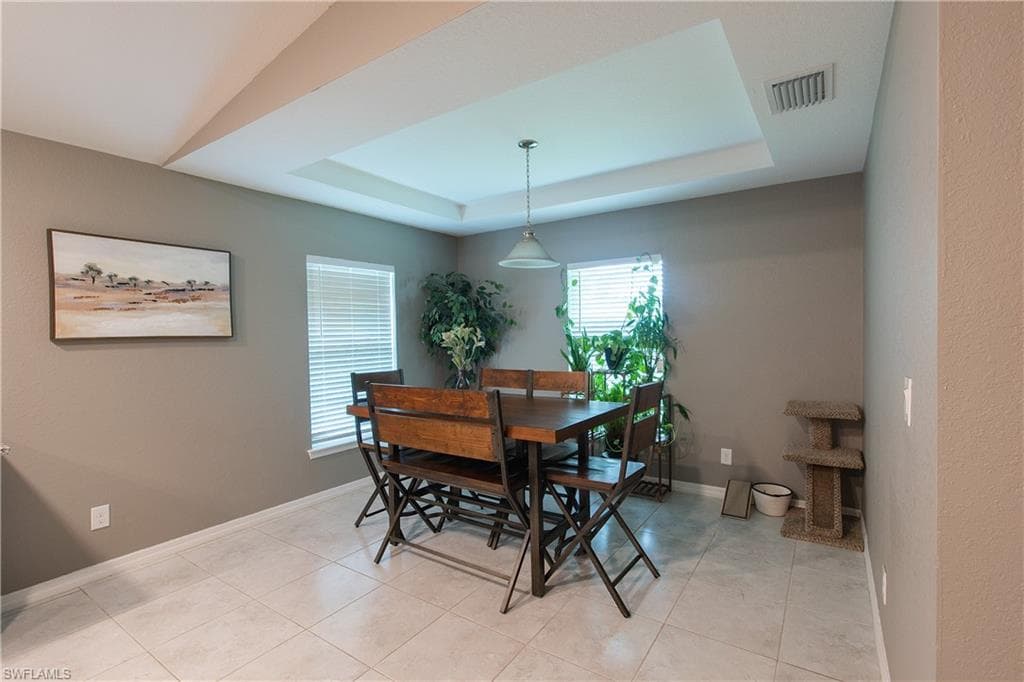 3715 Teakwood ST-5