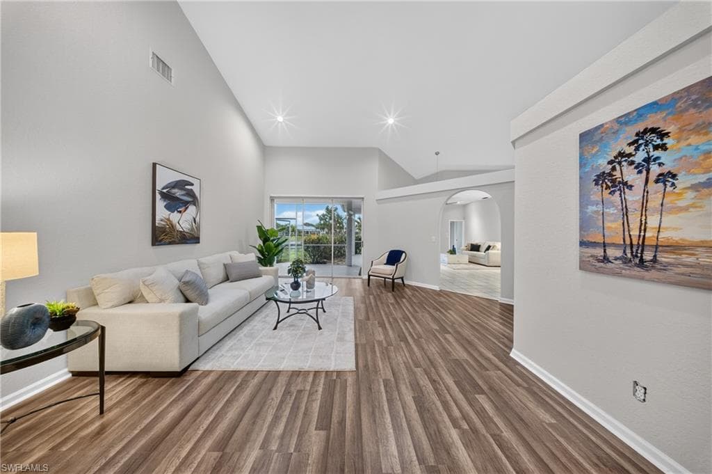 2628 White Cedar LN-17