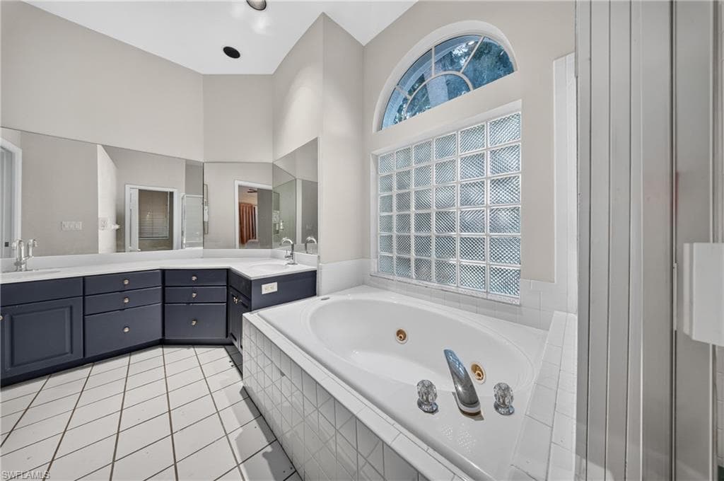 2628 White Cedar LN-22