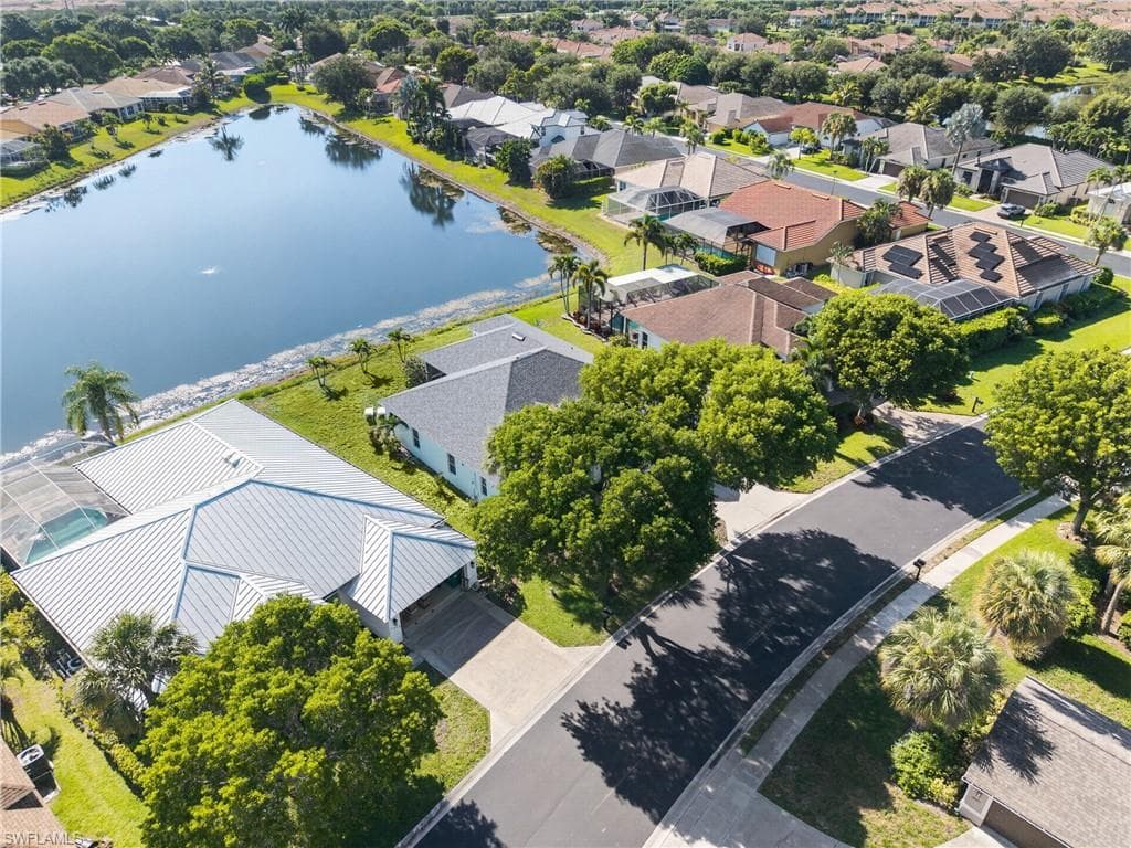 2628 White Cedar LN-41