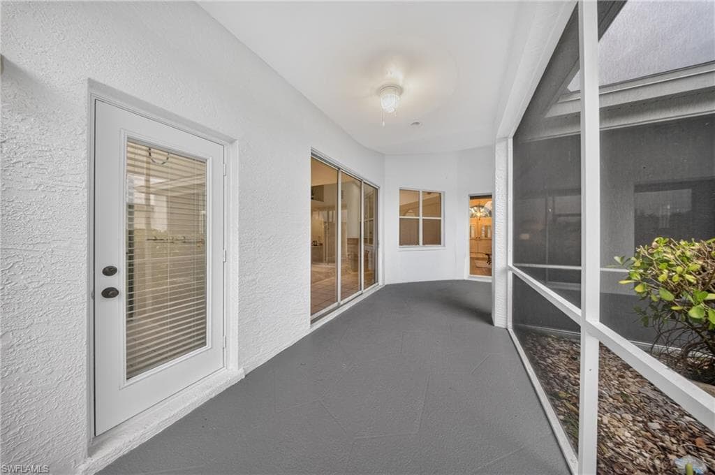 2628 White Cedar LN-35