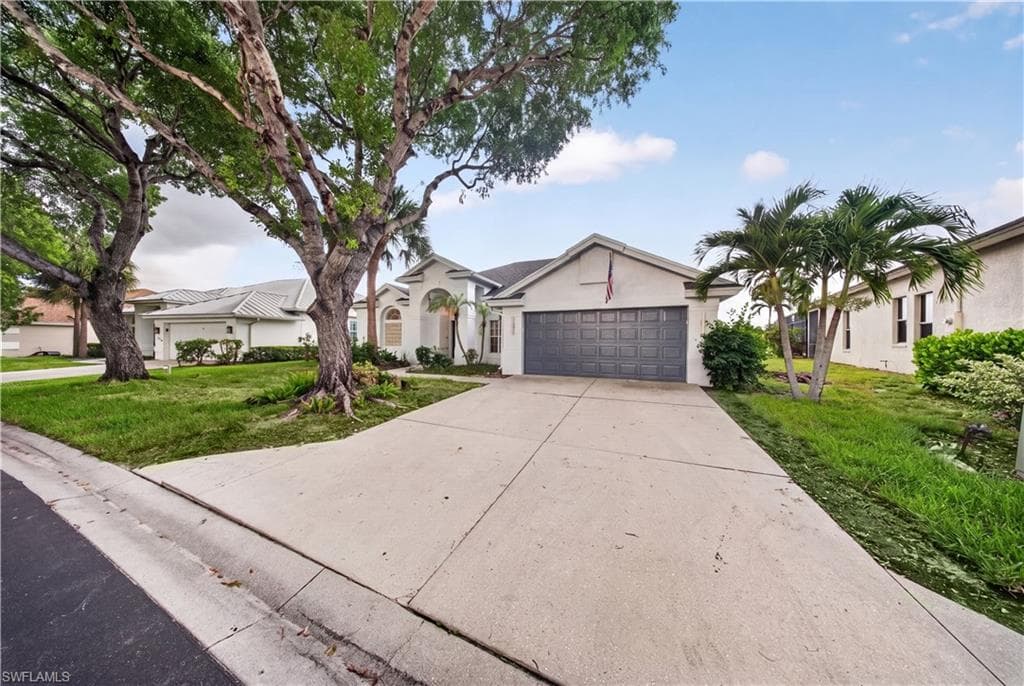 2628 White Cedar LN-31