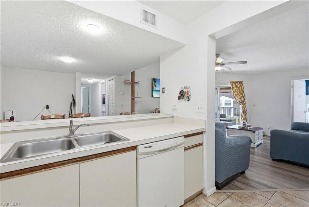 132 Santa Clara DR 10-13