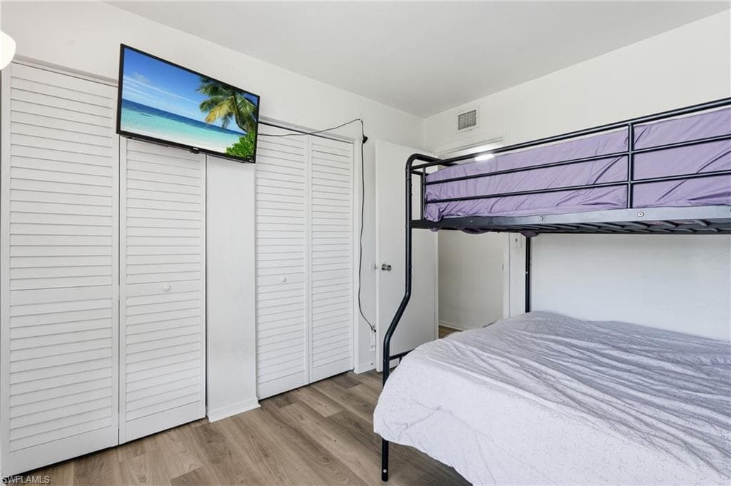 132 Santa Clara DR 10-21