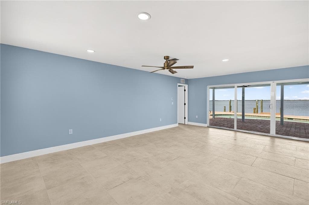 3 Bayview BLVD-6