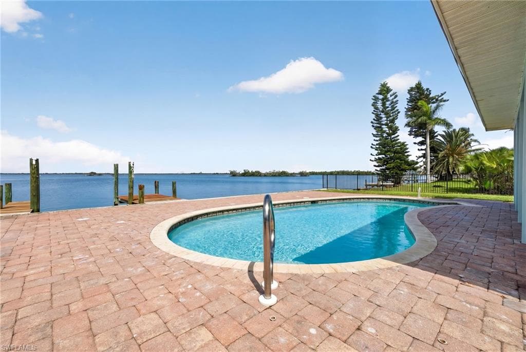 3 Bayview BLVD-28