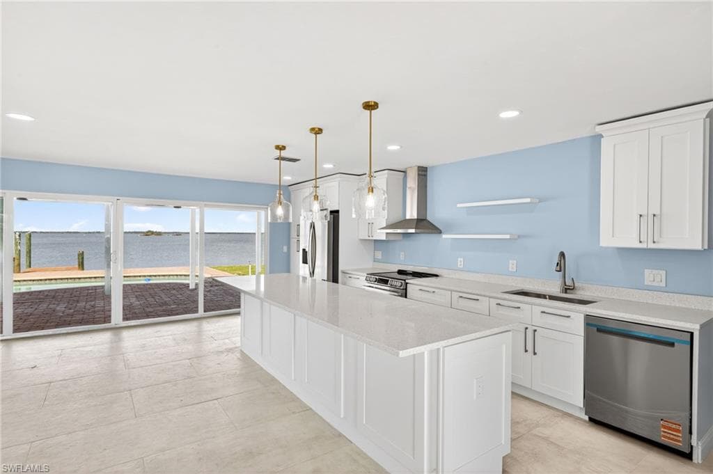 3 Bayview BLVD-5