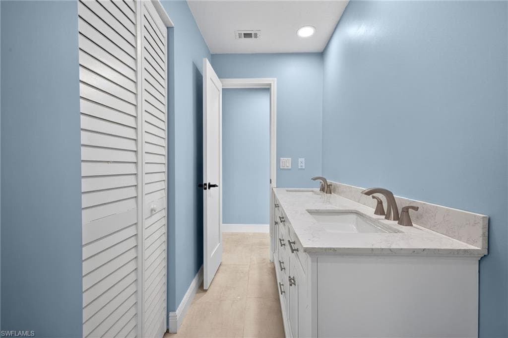 3 Bayview BLVD-20