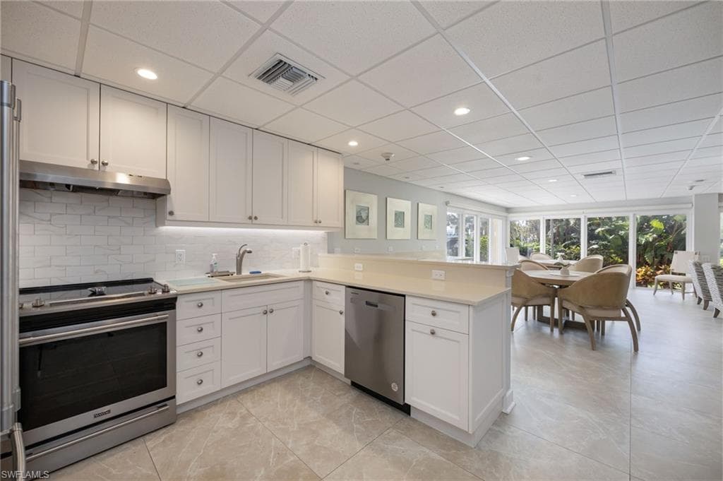 2150 Gulf Shore BLVD N 411-22