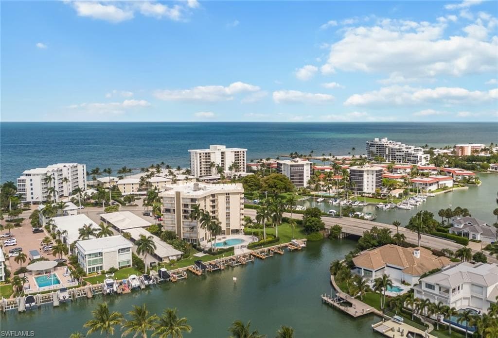 2150 Gulf Shore BLVD N 411-25