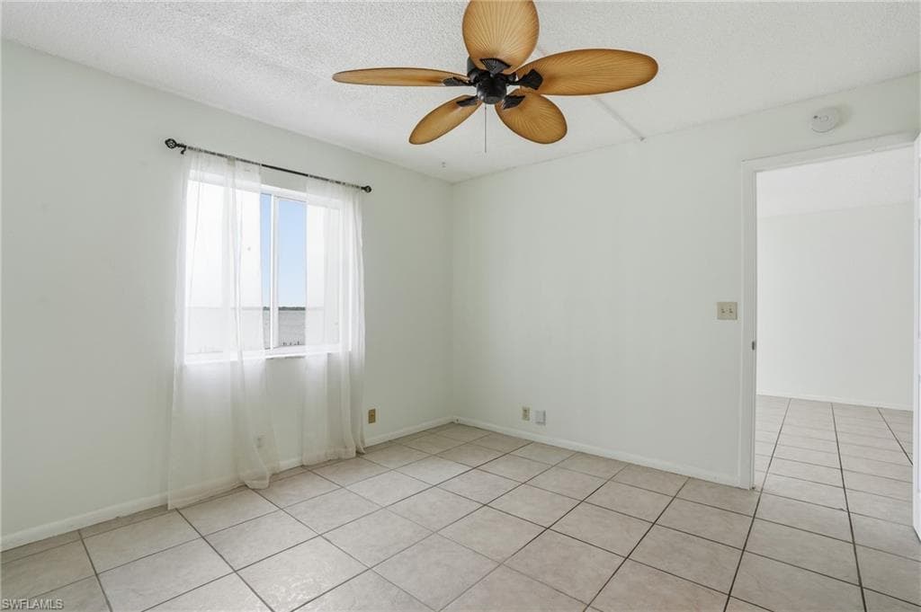 2885 Palm Beach BLVD 301-10