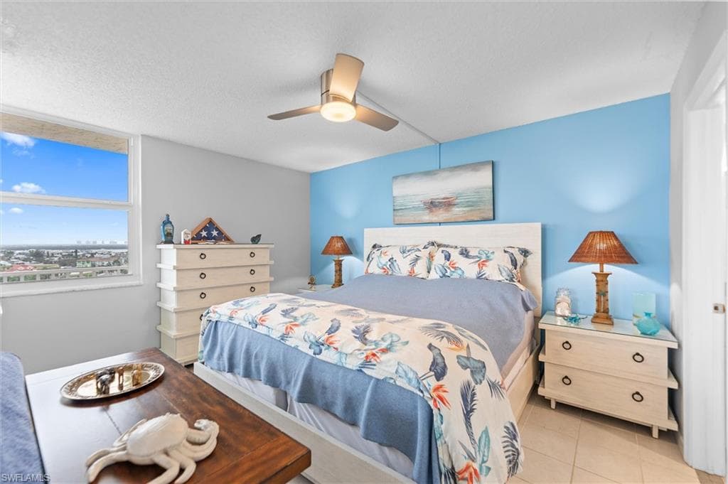 7360 Estero BLVD PH2-8