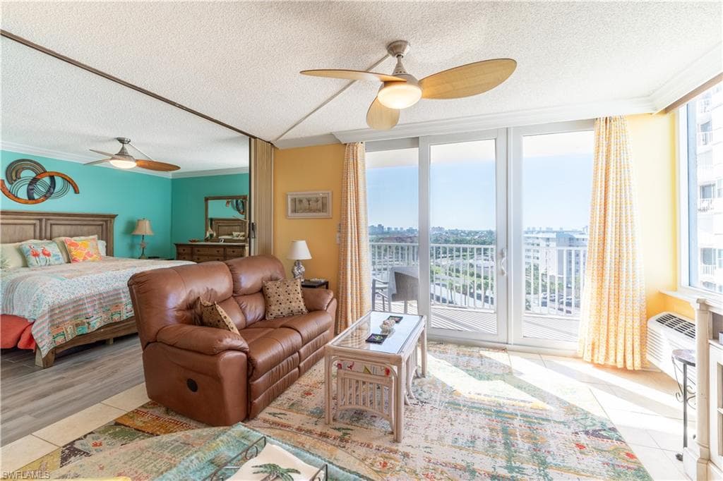 7360 Estero BLVD 703-7