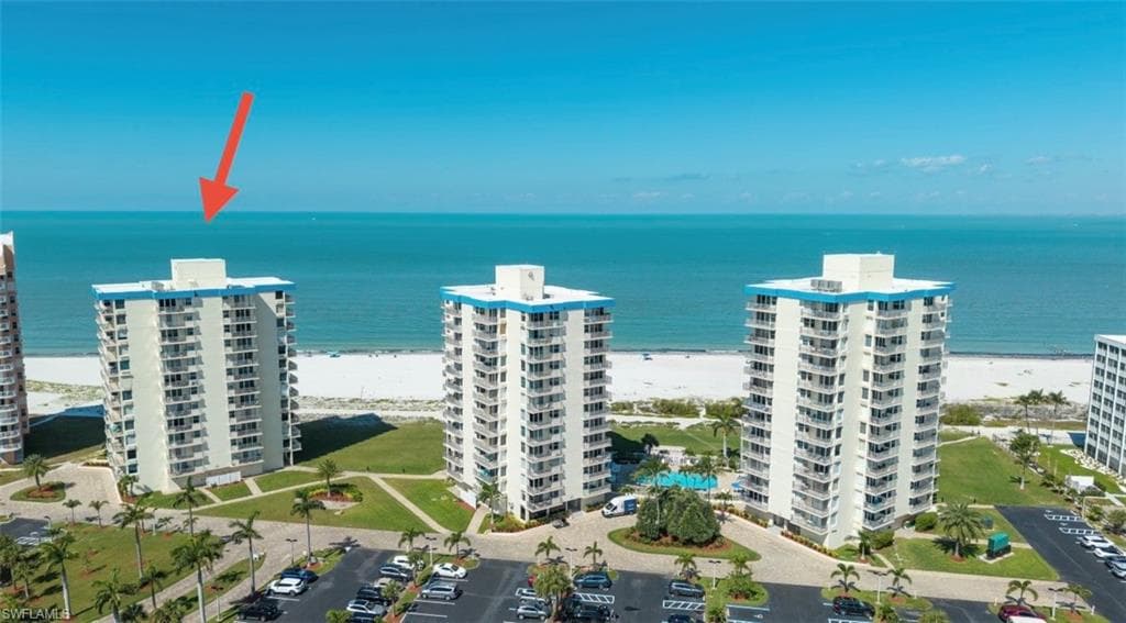 7360 Estero BLVD 703-1