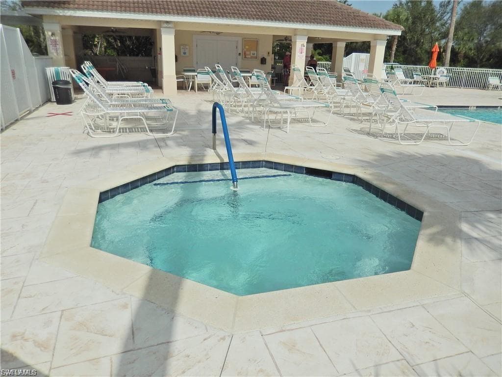 11751 Pasetto LN 201-3
