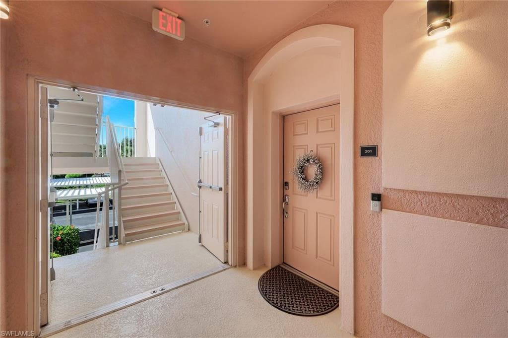 11751 Pasetto LN 201-29