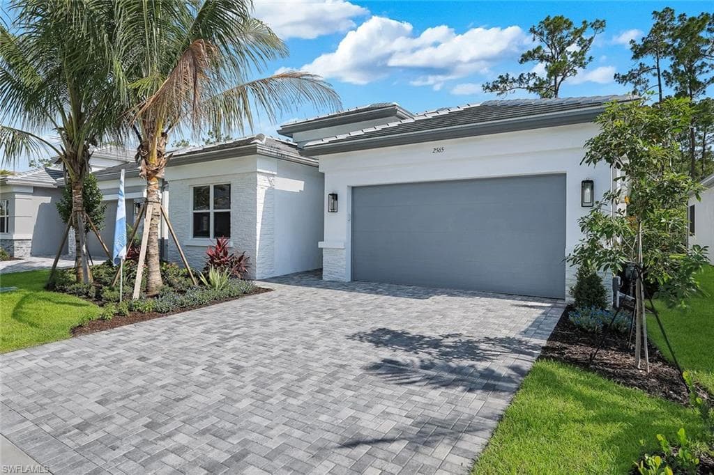 2565 Kingfisher DR-2