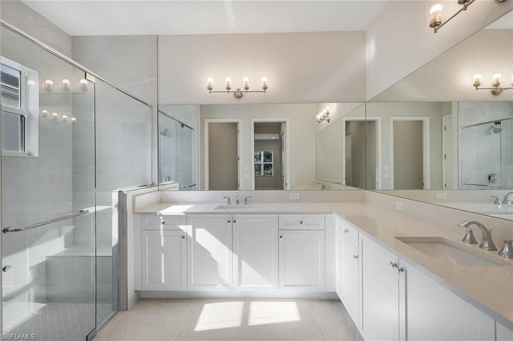 2565 Kingfisher DR-13