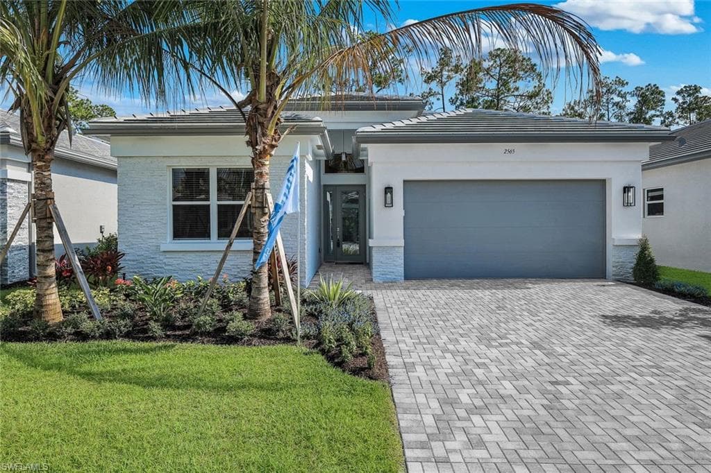 2565 Kingfisher DR-1