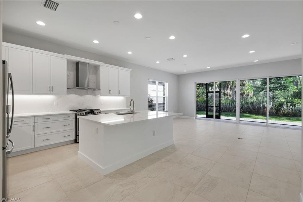 2565 Kingfisher DR-9