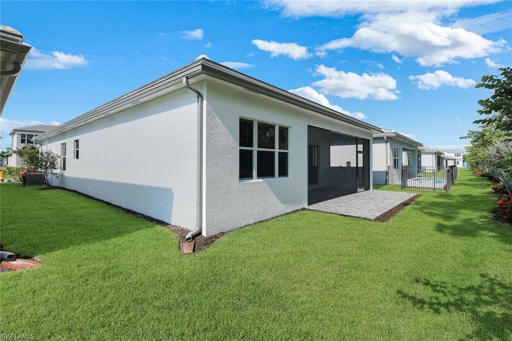 2565 Kingfisher DR-21