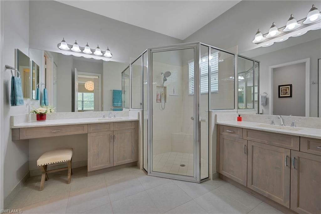 13322 Silktail DR-12