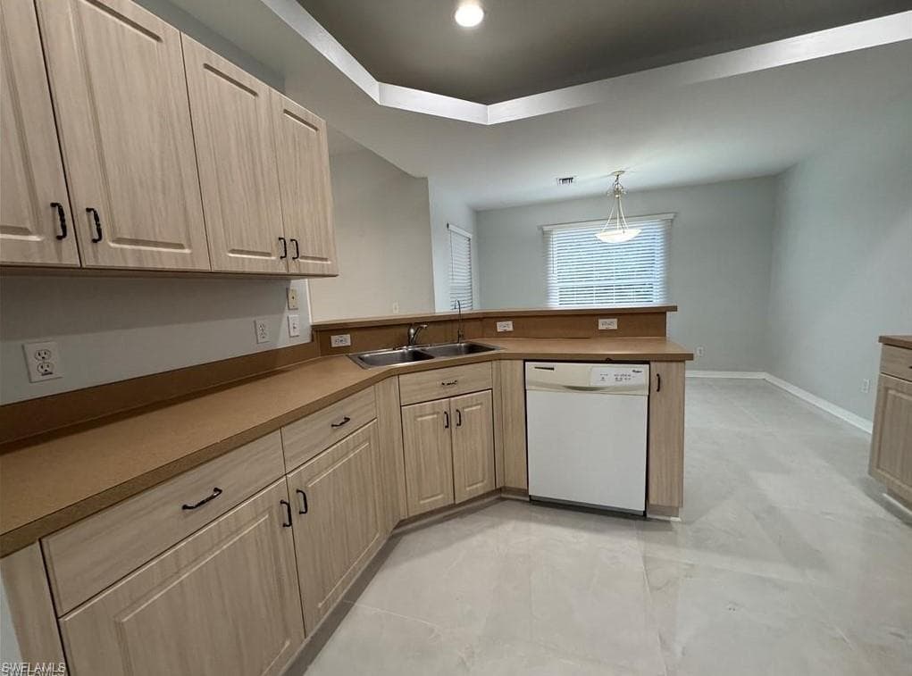 4649 Santiago LN-2