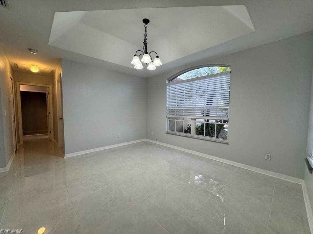 4649 Santiago LN-12