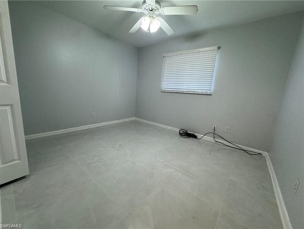 4649 Santiago LN-18