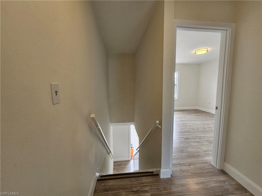 864 Courtington LN 12-8
