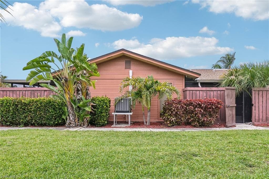 17327 Birchwood LN-1