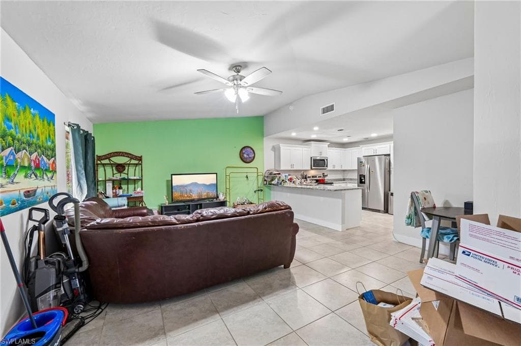 17327 Birchwood LN-10