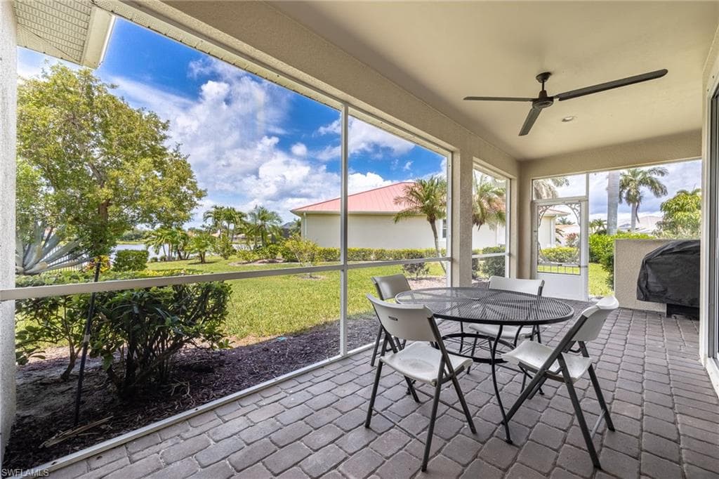 2466 Ashbury CIR-27