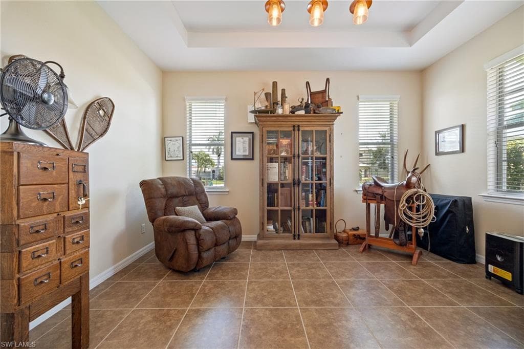 2466 Ashbury CIR-5