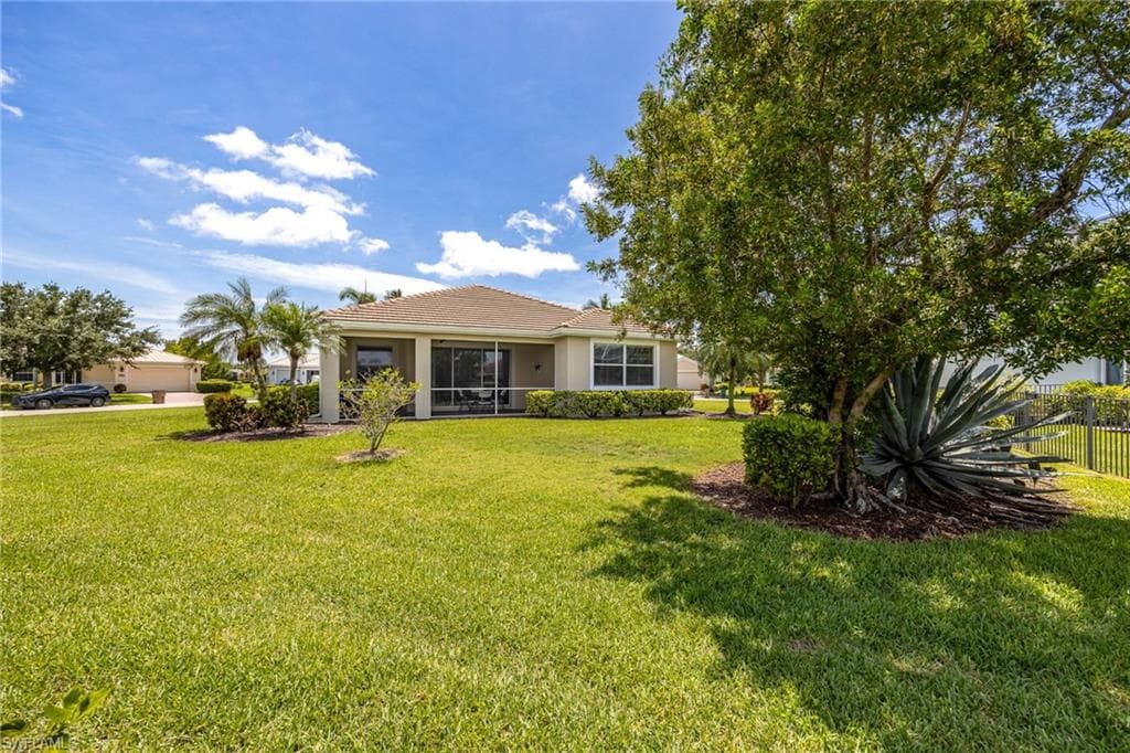 2466 Ashbury CIR-31