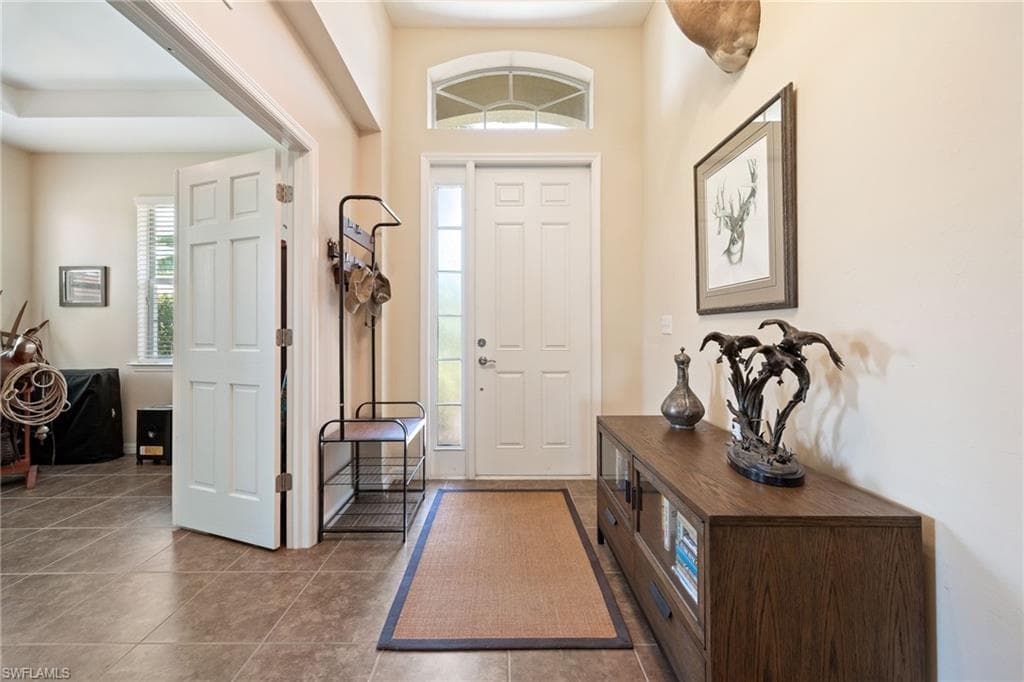 2466 Ashbury CIR-4