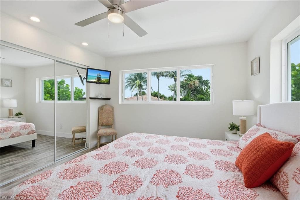 805 E Gulf DR 8A-15