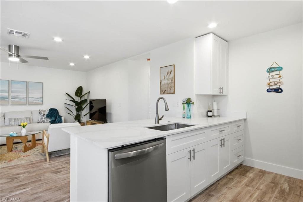 805 E Gulf DR 8A-8