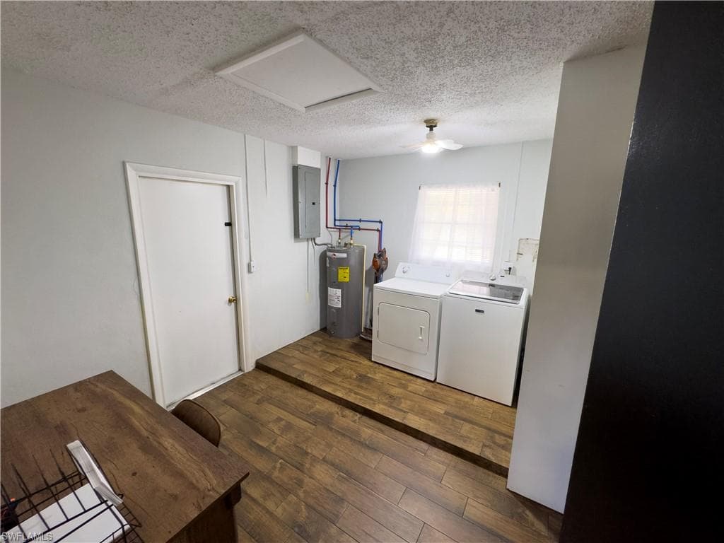 1019 Wyomi DR-44
