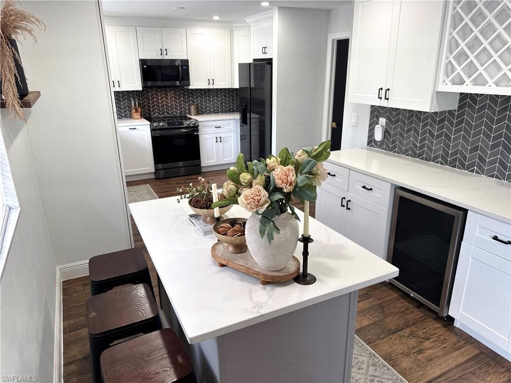1019 Wyomi DR-21