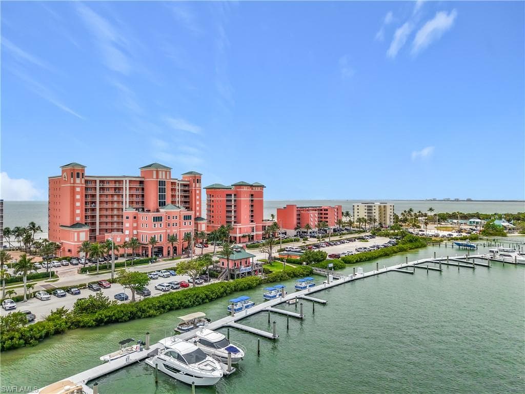 200 Estero BLVD P03-30