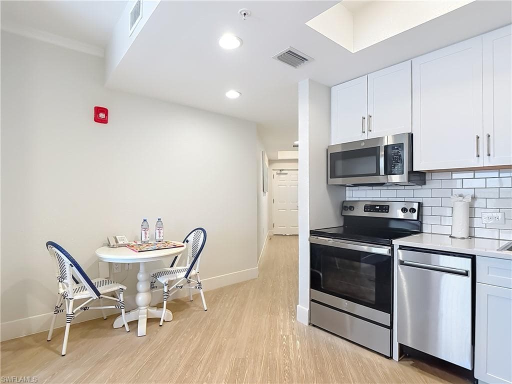 200 Estero BLVD P03-10