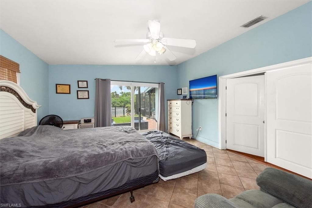 1721 Club House RD-20