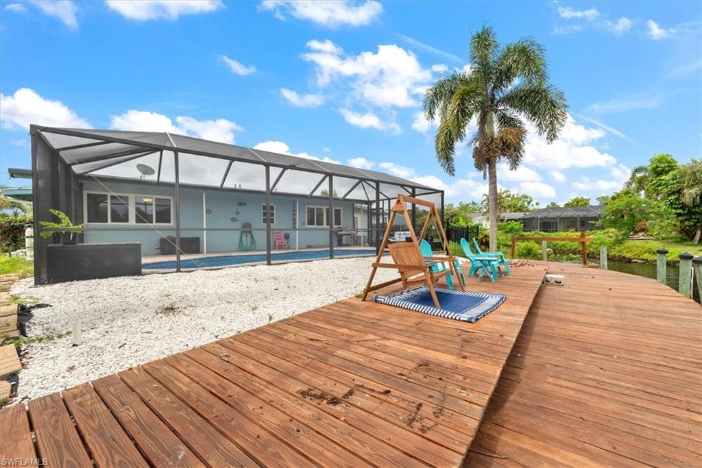 1721 Club House RD-37