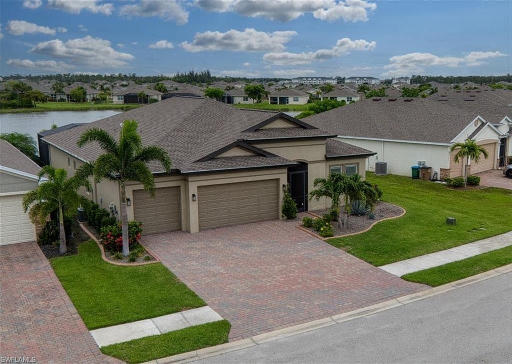 3271 Baravaldo CIR-2