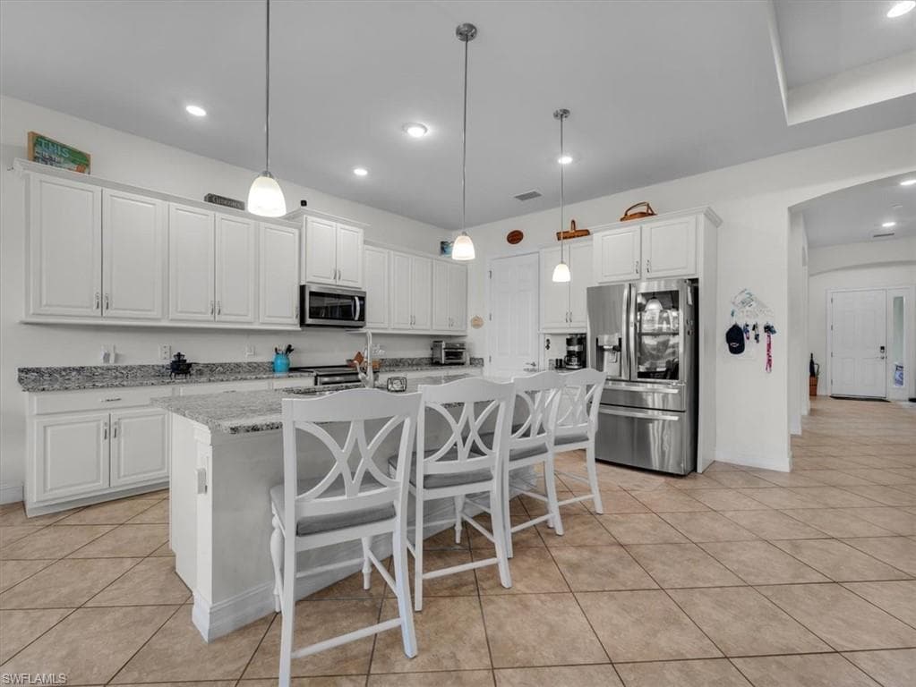 3271 Baravaldo CIR-7