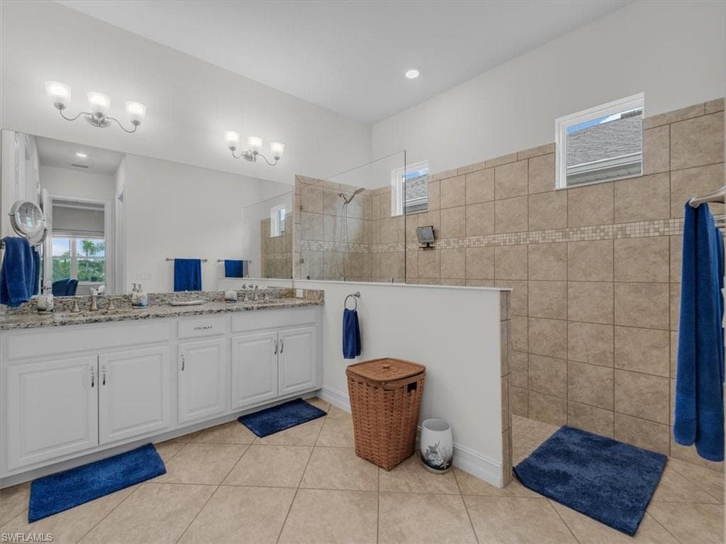 3271 Baravaldo CIR-32