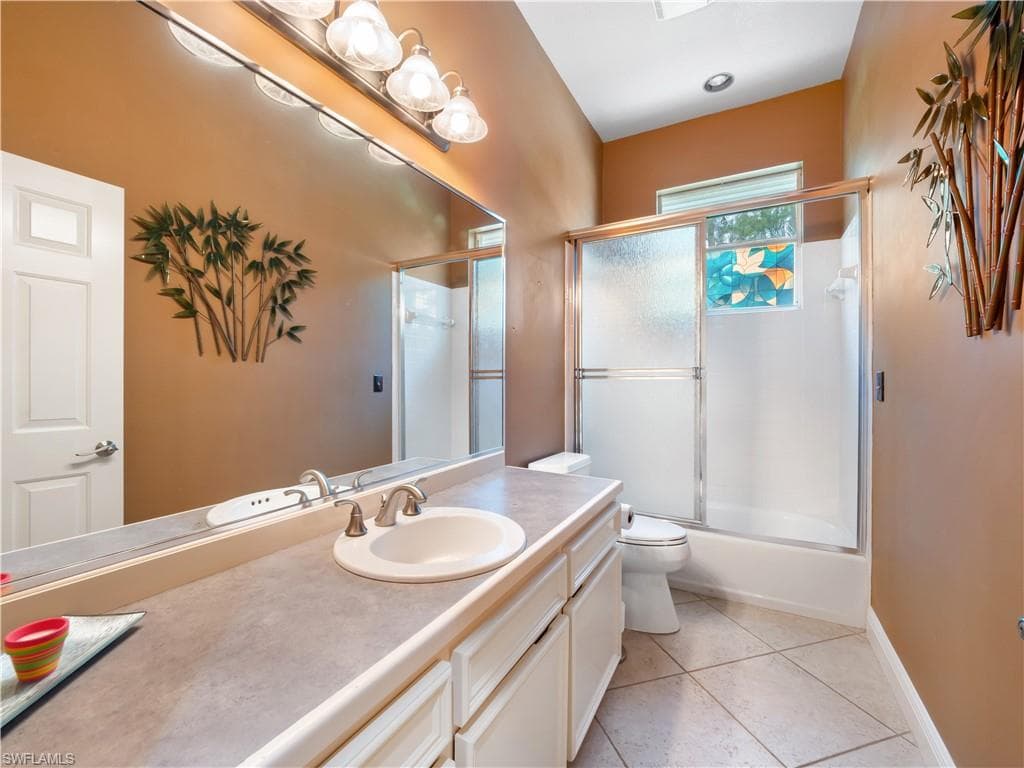 8160 Glenfinnan CIR-42