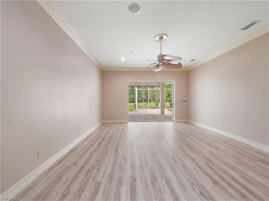 8160 Glenfinnan CIR-34