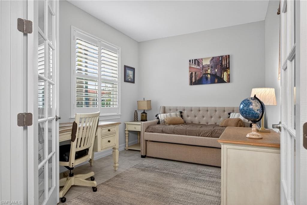 3944 Crosswater DR-16